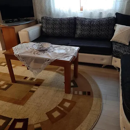 Garufalia Apartment Peshkepi e Poshtme